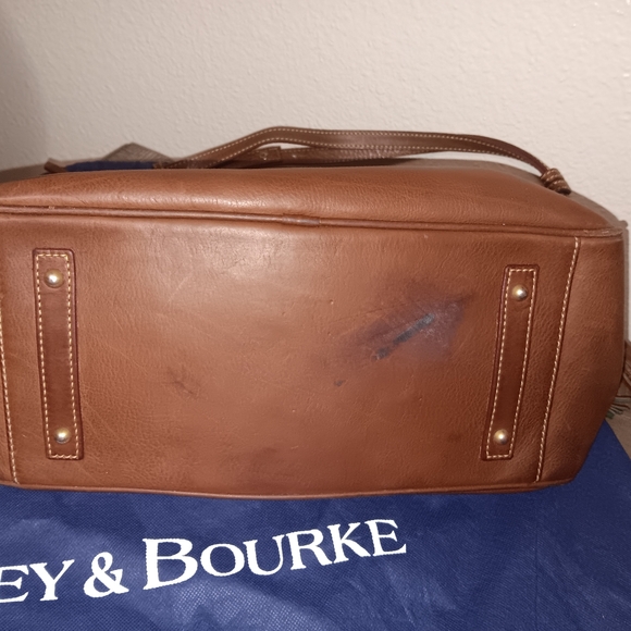 Dooney Bourke Florentine double pocket satchel chestnut with flaw on bottom - Picture 10 of 16